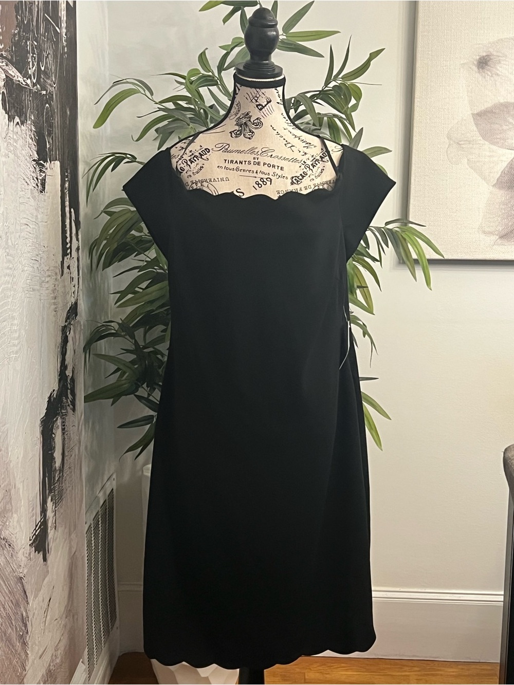 Black Scallop Neck Cap Sleeve Dress (Off The Shoulder)